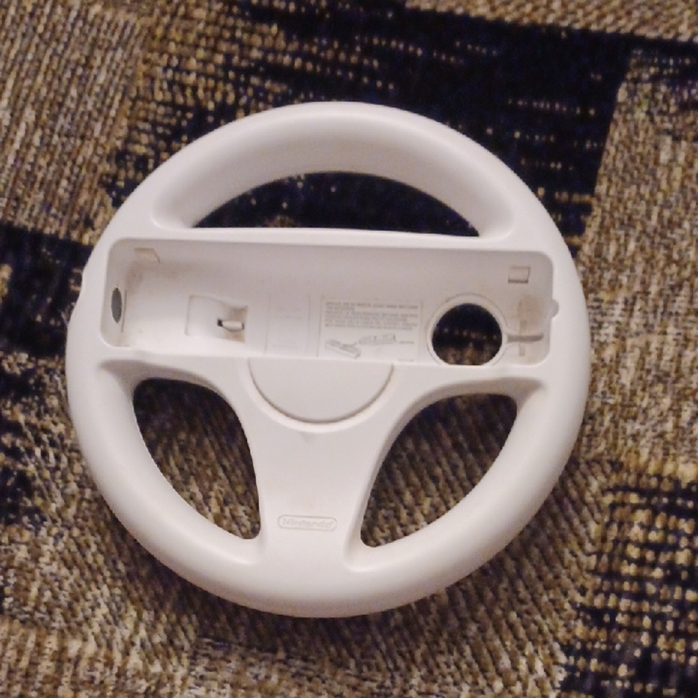 4/$80 Nintendo White Steering Wheel Controller